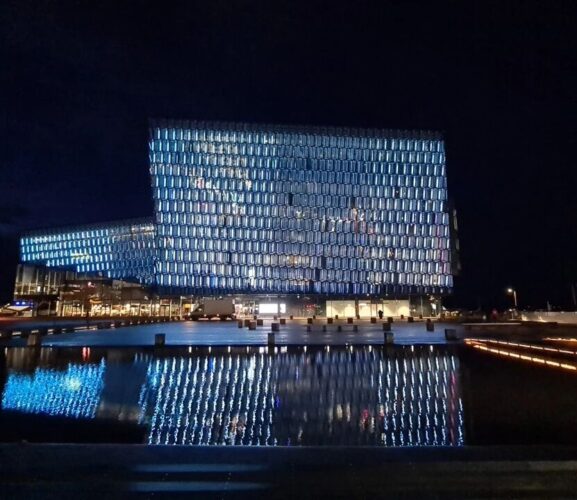 高仙机器人亮相冰岛UTMessan 2026，AI商用清洁机器人破解北欧人力短缺与绿色清洁难题