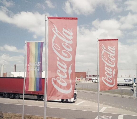 高仙仓储清洁方案入驻可口可乐CCEP德国仓库，打造智慧仓储清洁新标杆